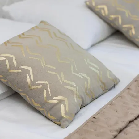 Fort Bema With Parking By Renters