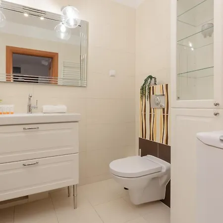 Fort Bema With Parking By Renters Appartamento *