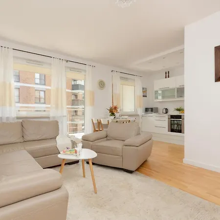 Fort Bema With Parking By Renters Apartmán